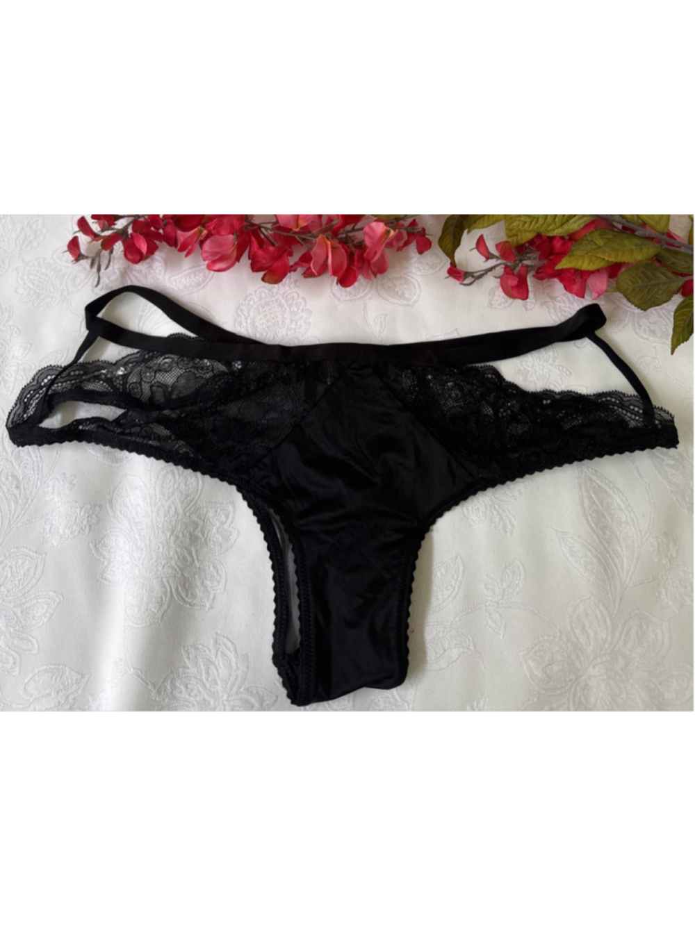 VICTORIA'S SECRET XL BLACK SILKY W LACE PANELS CUT OUT STRAPPY CHEEKY PANTIES
